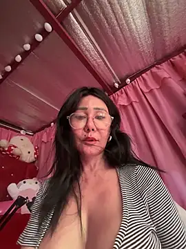 sweetieme's Webcam Show