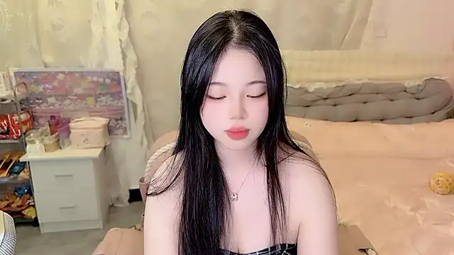 美女Luckybaby-Qi在线直播