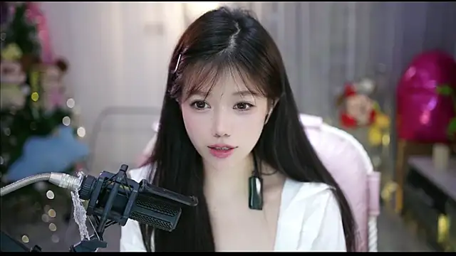 美女MinnieMoney在线直播