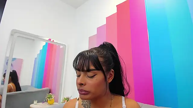 EmmaEbony_ Live Sex Cams
