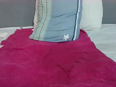 Afro-Isis Live Sex Cams