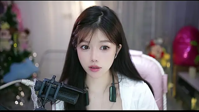 美女MinnieMoney在线直播