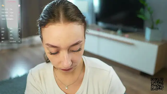 CaseyMixles Live Sex Cams