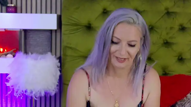 LadyTouch webcam