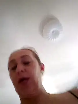 AvaLloyd's Live XXX Chat