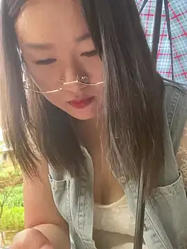 美女maomao_520在线直播
