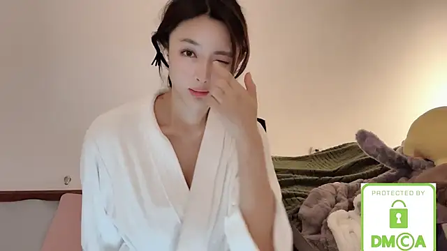 美女Nivaria-在线直播