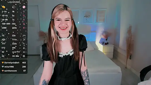Lil_Amelie's Webcam Show