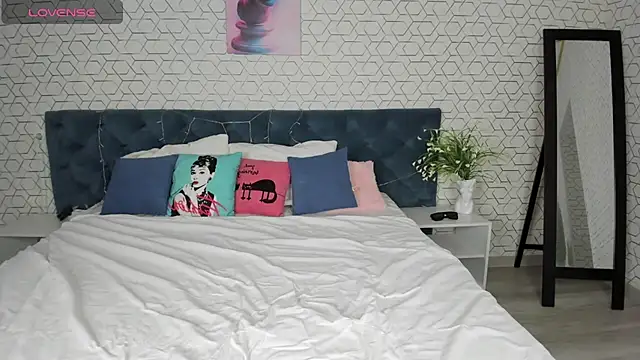 Michelle_Blond Live Sex Cams