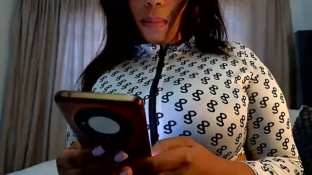 SexyFreaky_'s Webcam Show