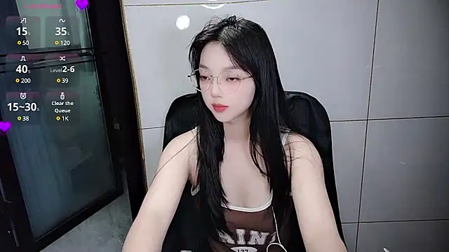 美女oblakitty在线直播