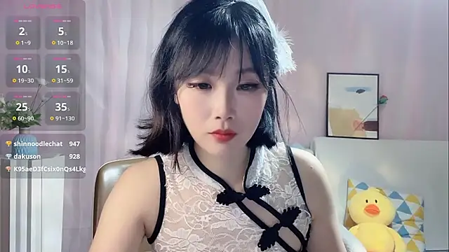 美女LaoSHI-999在线直播