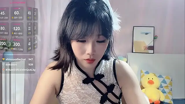 美女LaoSHI-999在线直播