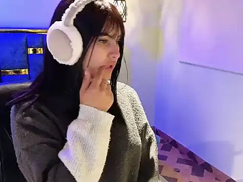 emily_fox_3のウェブカメラショー