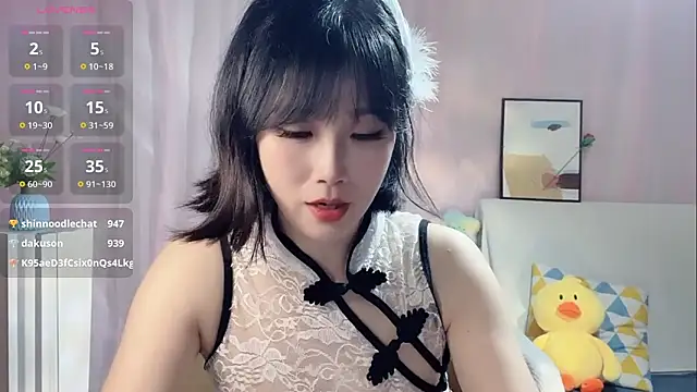 美女LaoSHI-999在线直播