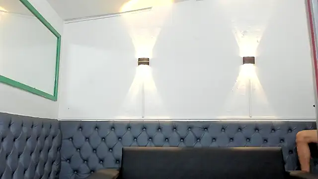 kris_rusell's Webcam Show