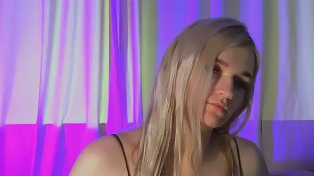 Anny_Handd Show di sesso, in cam, in diretta