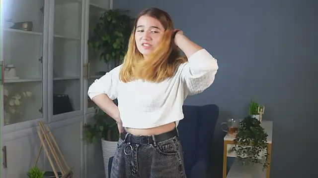 AnnisHey Show di sesso, in cam, in diretta