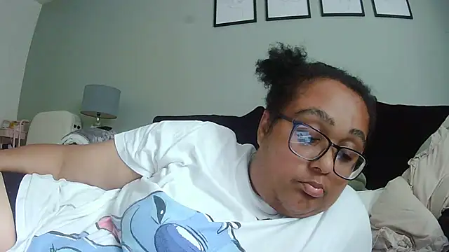 vanilla_chocolate23's Webcam Show