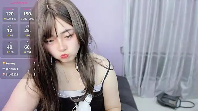 美女yuki3366在线直播