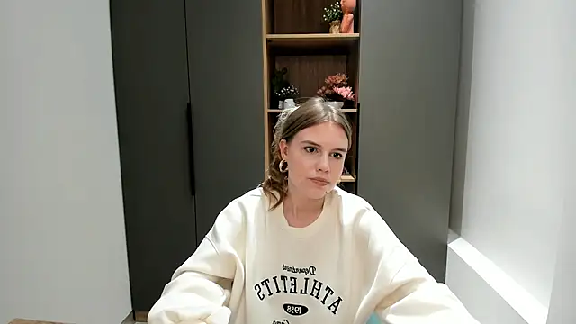 LynGrandon Live Sex Cams