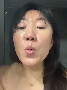 美女xiaomei-11在线直播