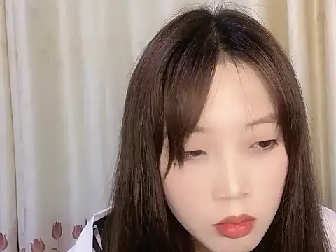 美女BingBing887在线直播
