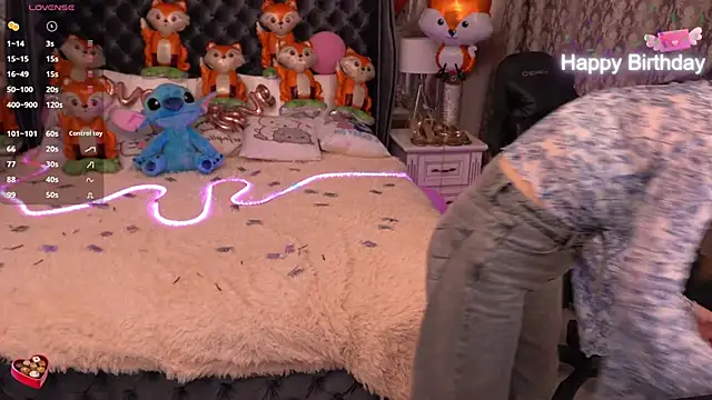 FoxyShy's Webcam Show