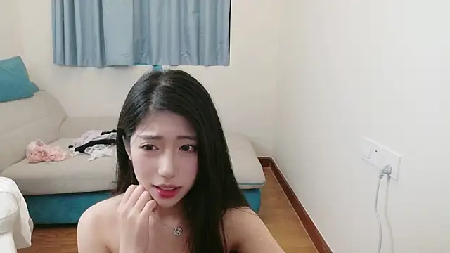 美女pipilu0001在线直播