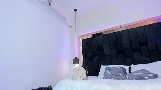 Cloee_Katz_ Webcam-Show