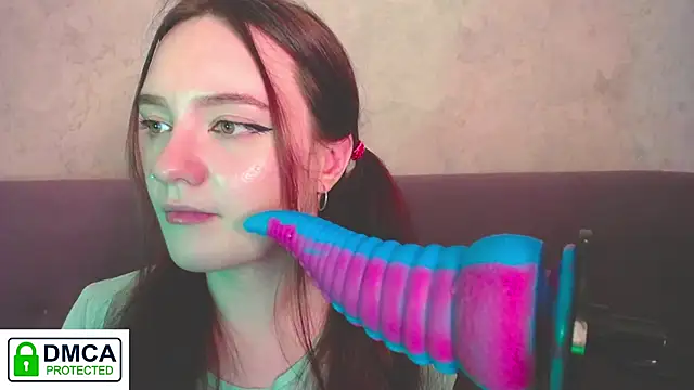 Alyssa___Scarlet's Webcam Show