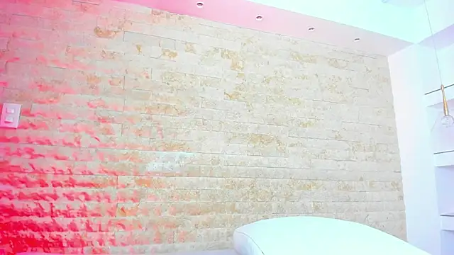 pocahontas_pow Live Sex Cams