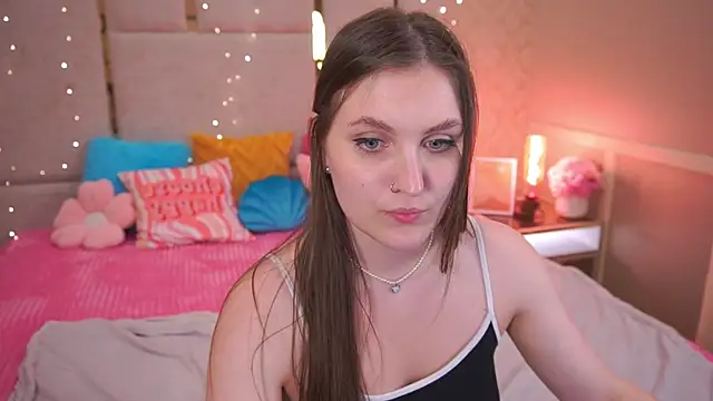 EmmyCharmm's Webcam Show