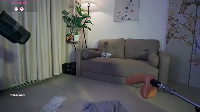 baeasian's Live Sex Cam Show
