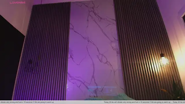 tiffany_johnson11's Webcam Show