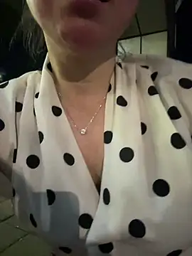 美女jx1314在线直播