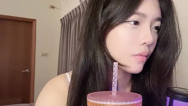 美女Qaz42799在线直播