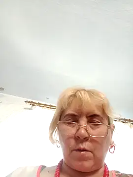 ElenaBeautiful48