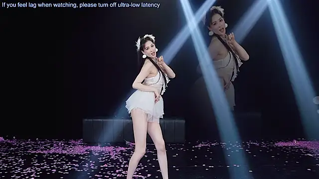 美女XMH100在线直播