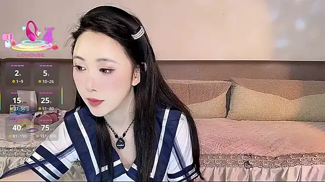 美女AYW-21在线直播