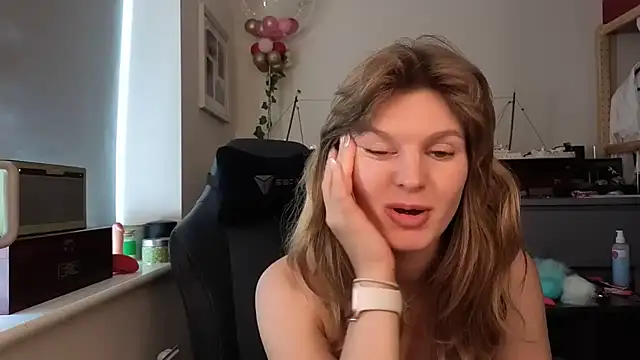 Lilly-Luscious' Live Sex Cam Show