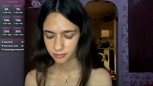 PlayfulShyEmma Live Sex Cams