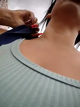 Ninabigtitied's Webcam Show