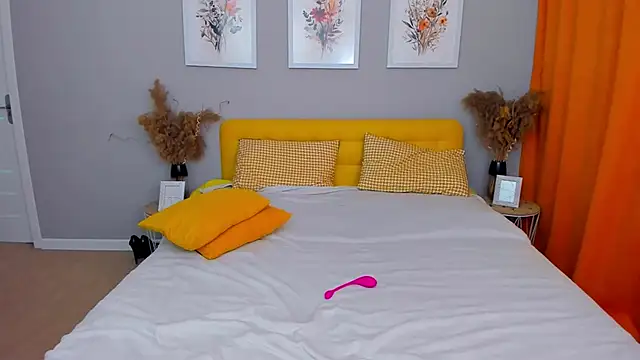 EmmaOlsen4u Live Sex Cams