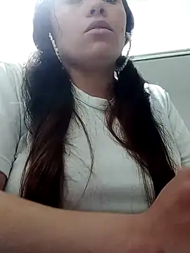 _Honey1_'s Webcam Show