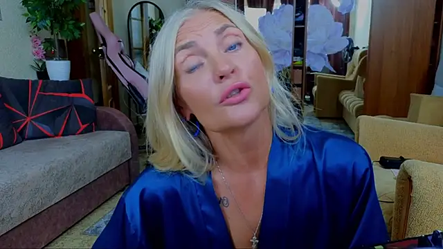 amelia_blondy: вебкам-шоу