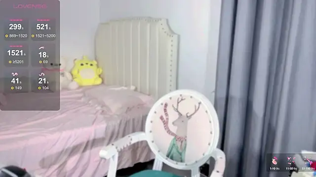 美女Yovleia_86在线直播