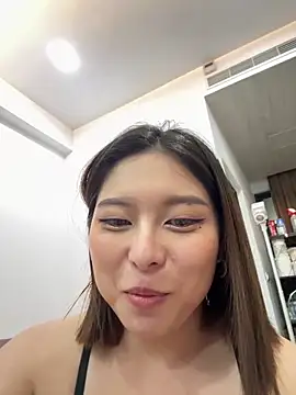 美女DandanBurgerking在线直播