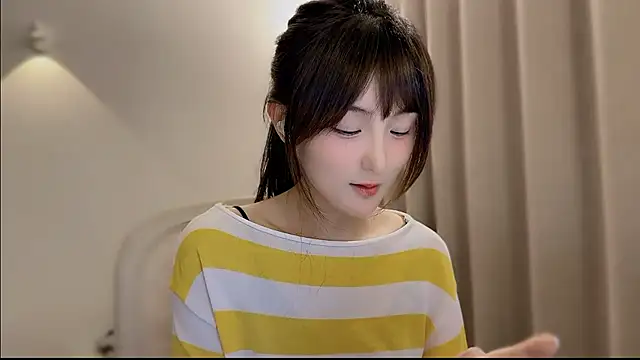 美女SHUIshui_在线直播