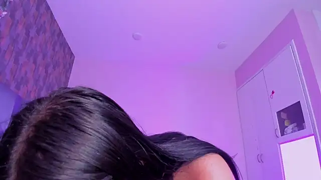 VeraBlazze Live Sex Cams